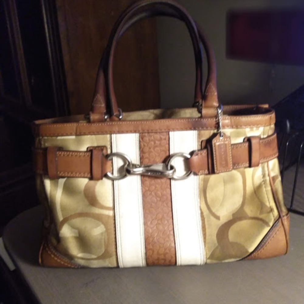 Coach Purse Well Loved !